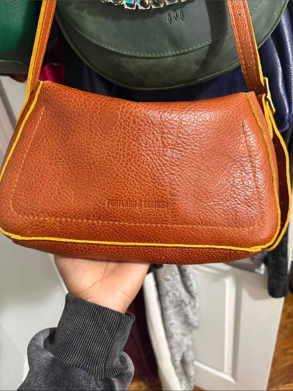 Portland leather small Neruda- sienna - Picture 2 of 6